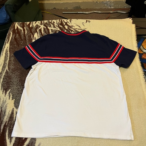 Staple shirt Medium - Picture 2 of 4